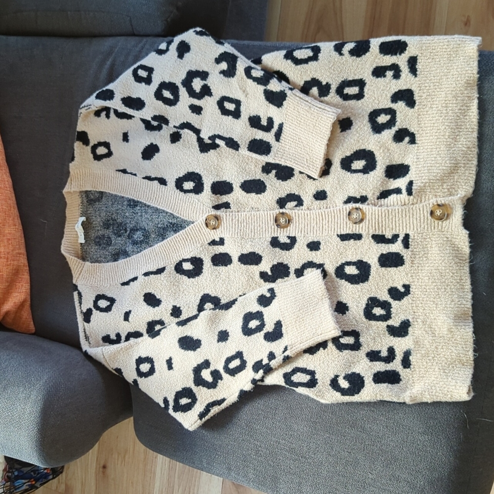 COPY - Leopard print sweater (long)